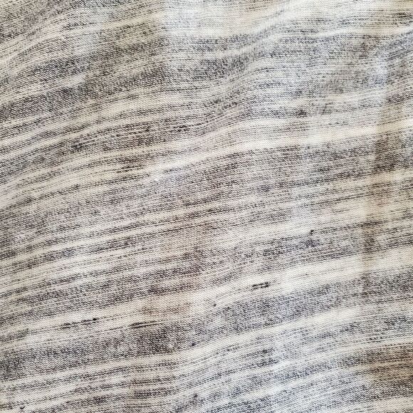 🔹️NWT Banana Republic Gray Heathered Sleeveless Crisscross Top Small - Picture 3 of 8